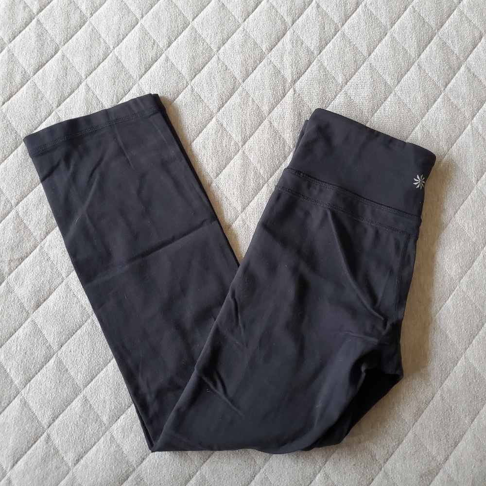 ⭐4/$20 Athleta‎ Straight Up Crop Capri Pants Small
